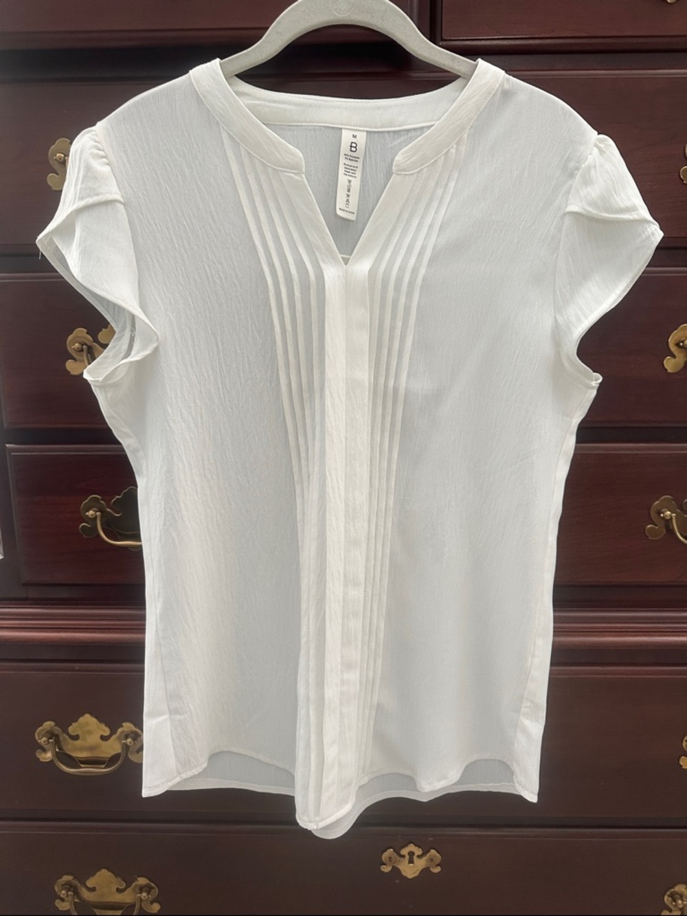 Women’s White Pintuck Cap-Sleeve Blouse